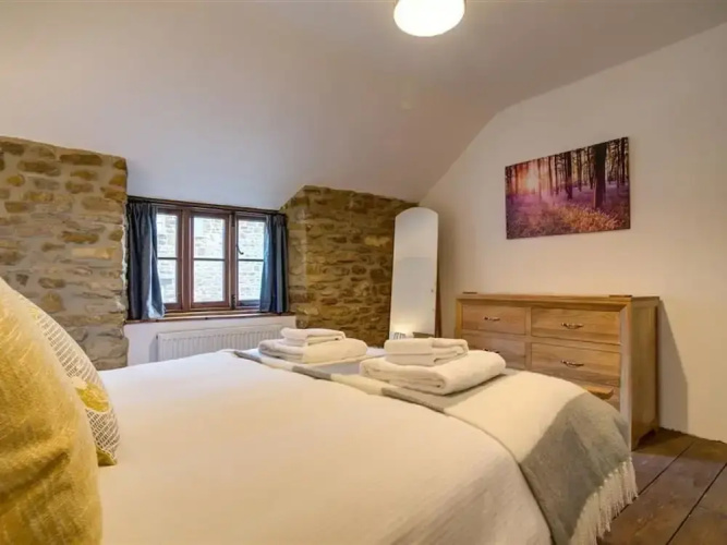 Hollytree Cottage