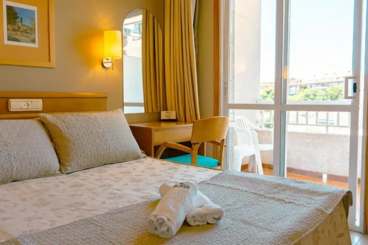 Standard Single room with sea view