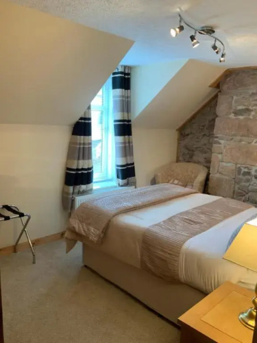No 10 The Cottage