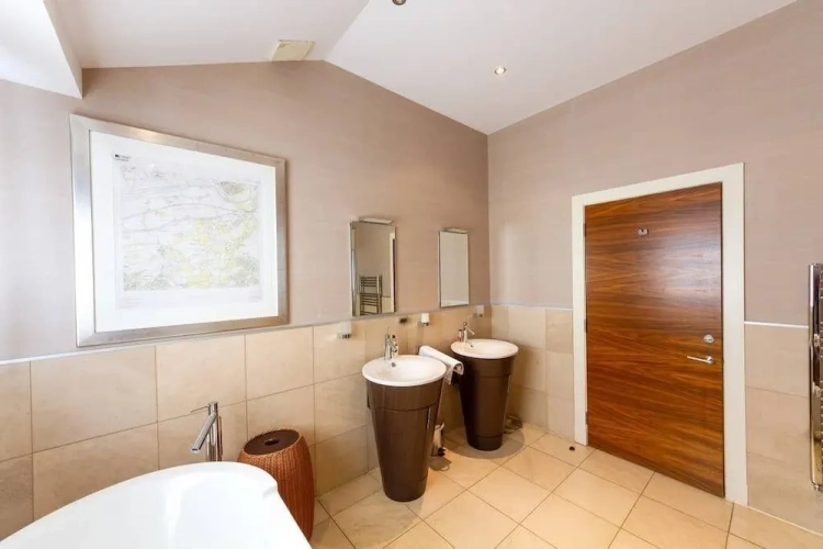 Standard Penthouse room