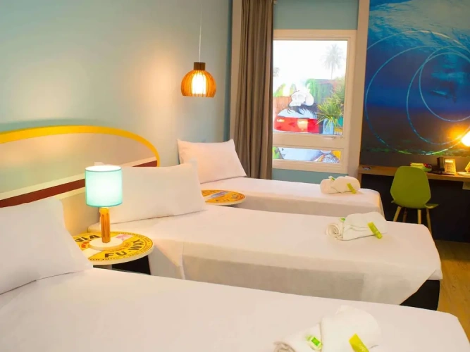 Standard Triple room
