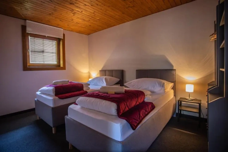 3 Bedrooms Premium Quadruple Apartment