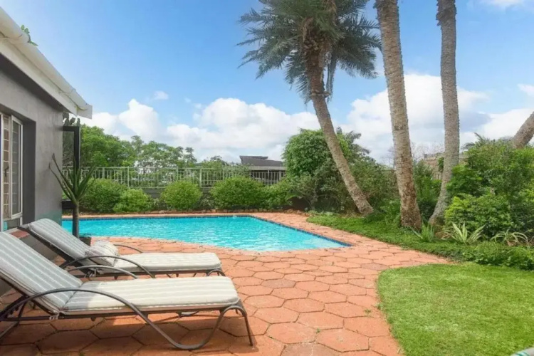 Balito Bay Villa