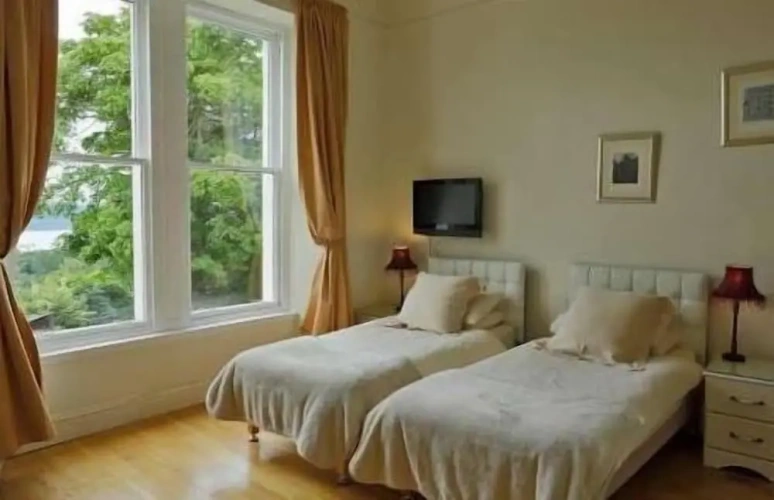Superior Twin room