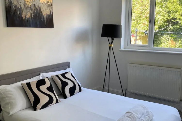 Privategarden- Freeparking- wd- 2br- Wifi