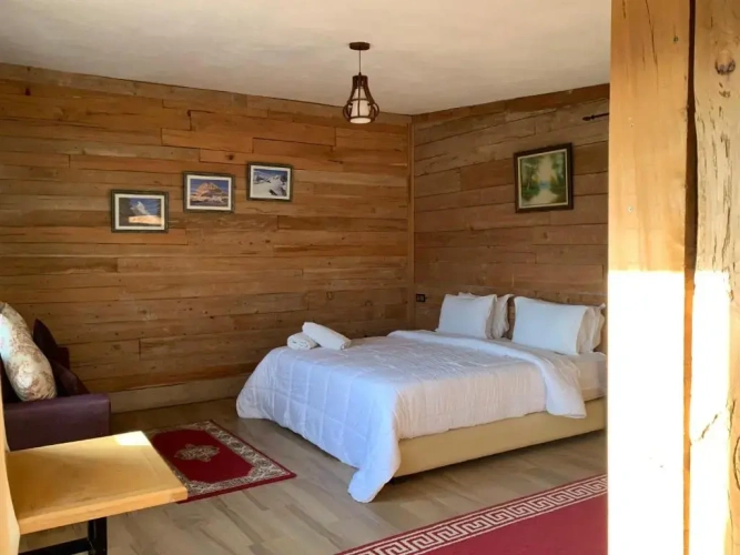 Sextuple Suite