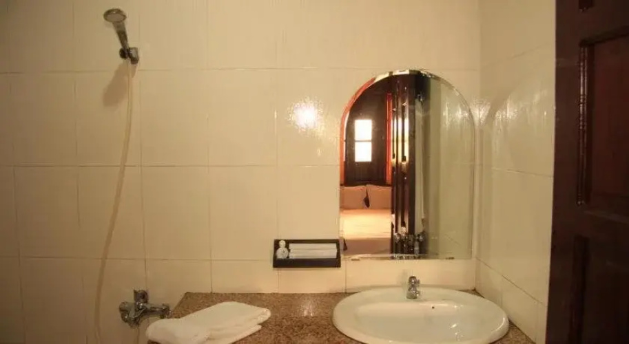 Hoang Ha - Tar Hotel