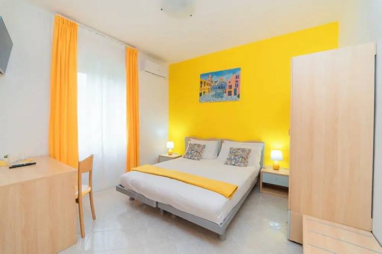 Standard Double room with view