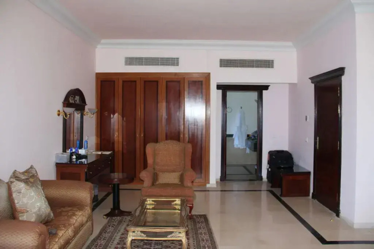 Villa 16