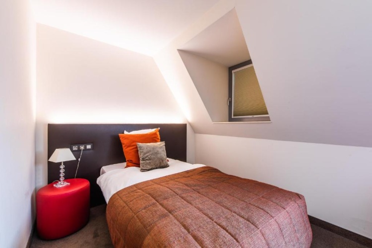 Standard Single room