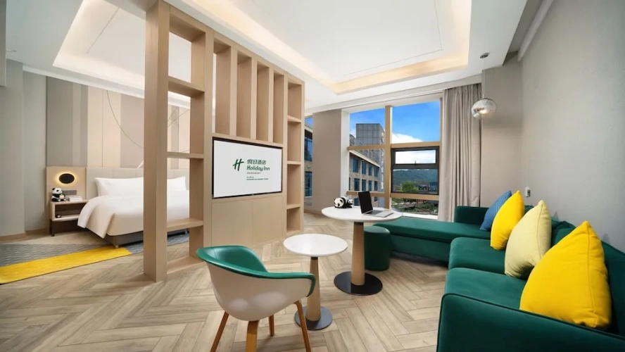 Double Suite with mountain view