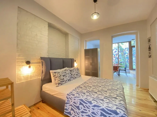 Flat With Backyard Close to Galata Tower