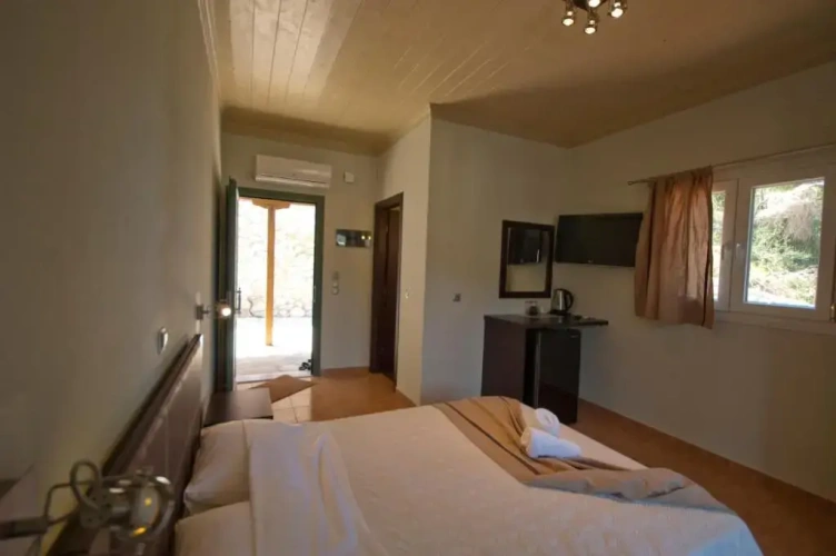 Standard Double room with balcony and with view