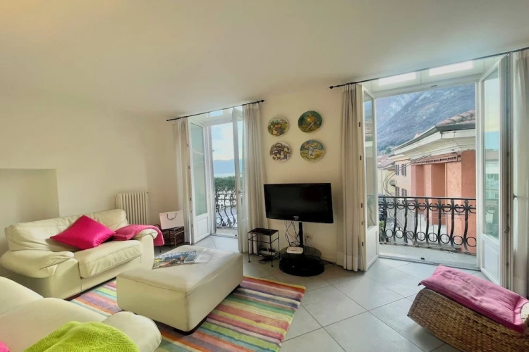 Family Apartment with balcony