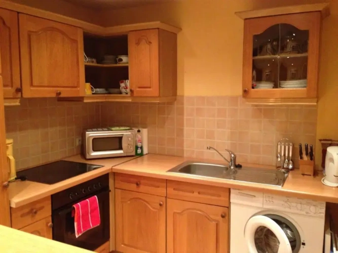 2 Bedrooms Cottage