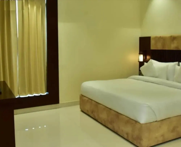 Hotel Pearl Inn