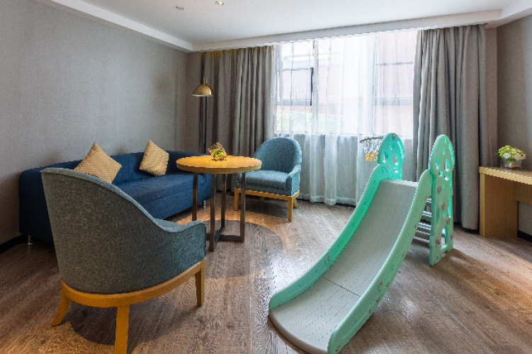 Standard Family room