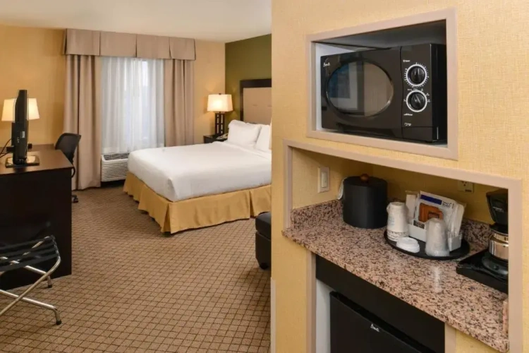 Deluxe Double Suite