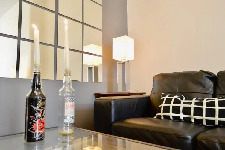 Modern Flat Near City Centre