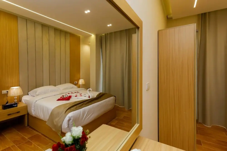 Deluxe Double room with balcony and with city view