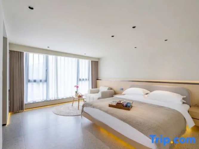 Standard Double room with courtyard view