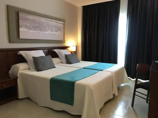 Standard Double room with sea view