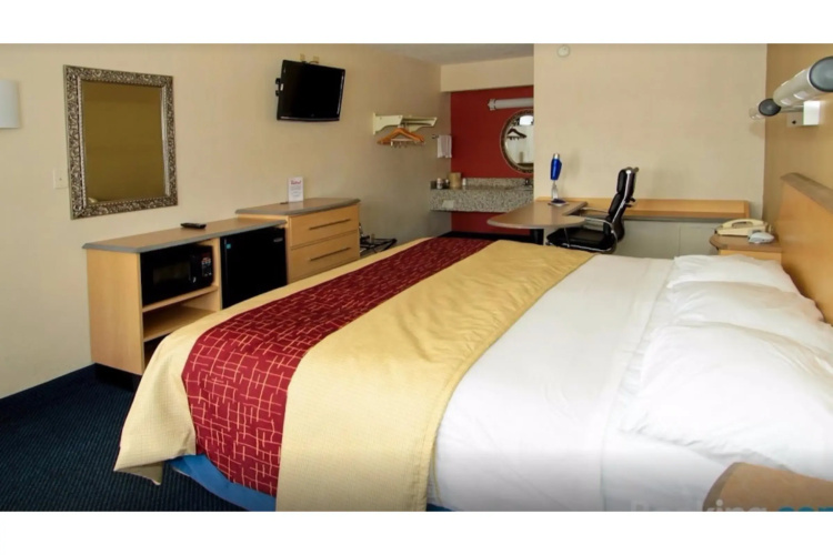 Rodeway Inn Fort Wayne Hotel