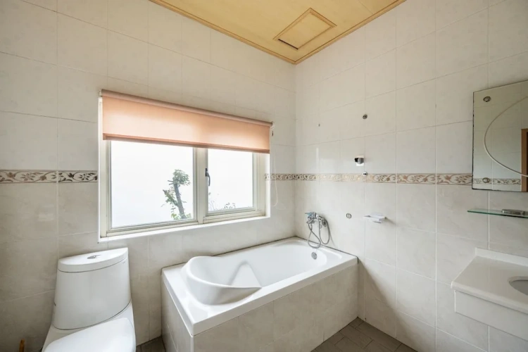 Classic Quadruple room