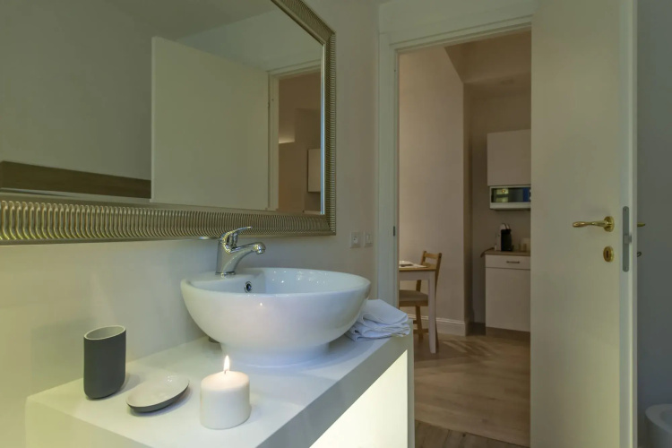 Aruna Suites