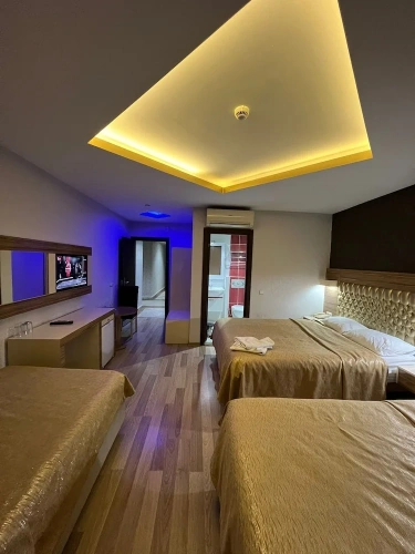 Standard Quadruple Family room