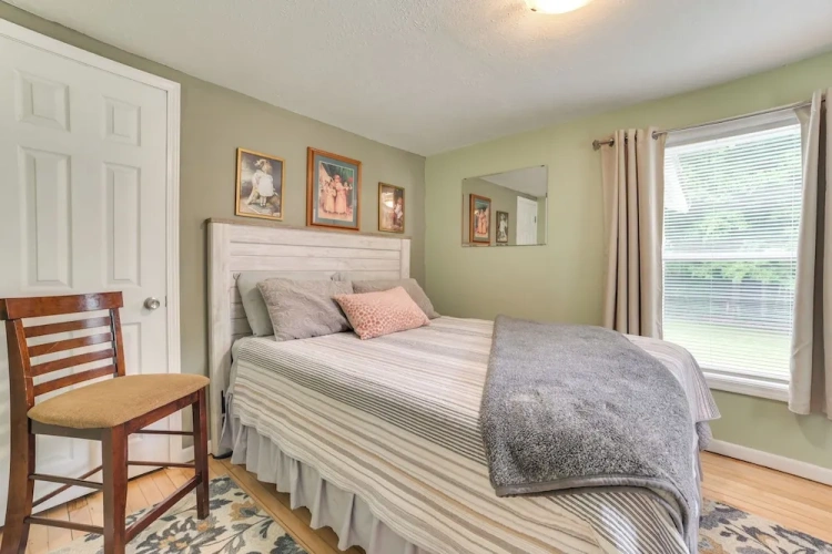 3 Bedrooms Cottage