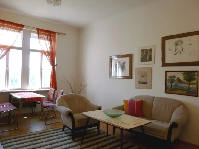 1 Bedroom Apartment