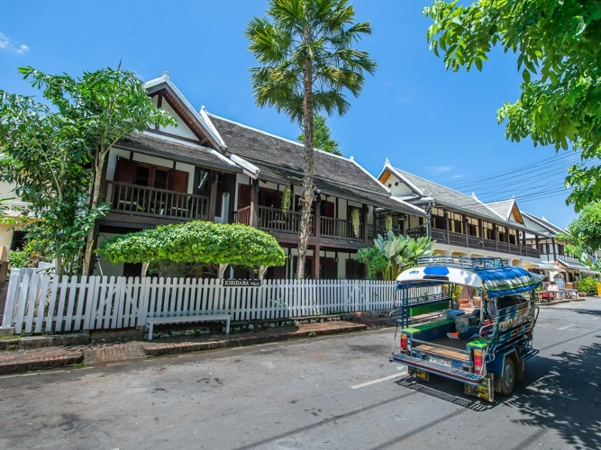 2 Bedrooms Quadruple Villa