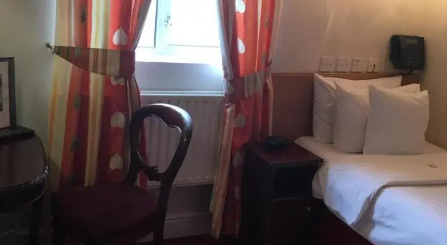 Leeson Bridge Guesthouse