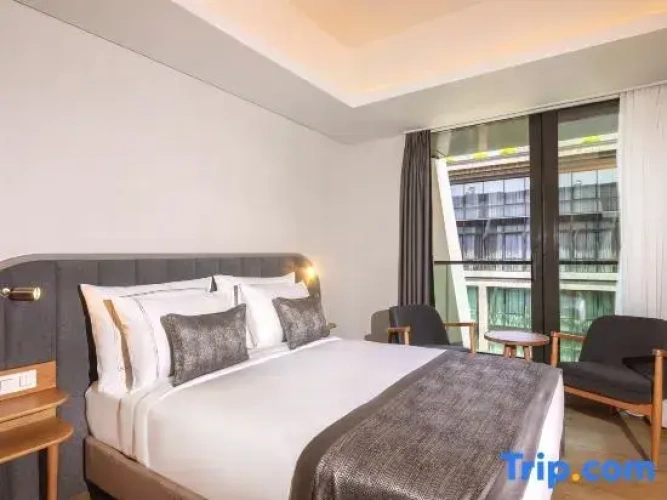 Deluxe Double room with balcony