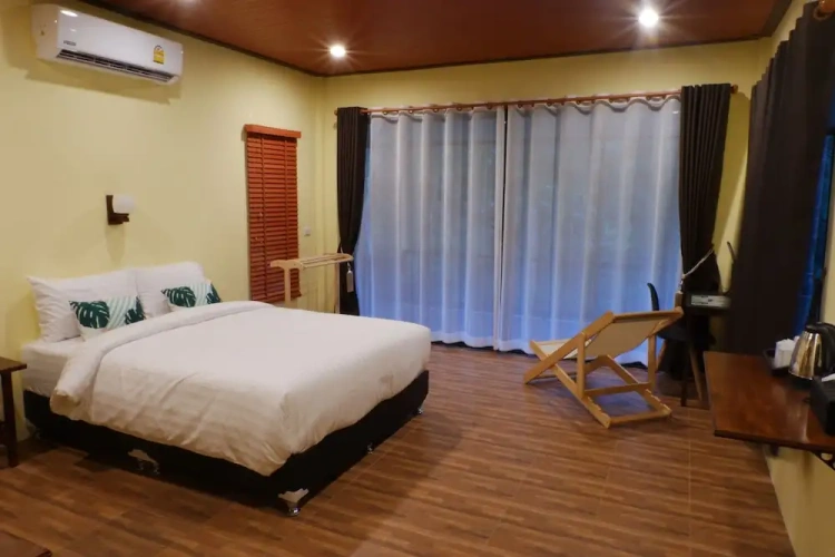 Deluxe Bungalow with balcony