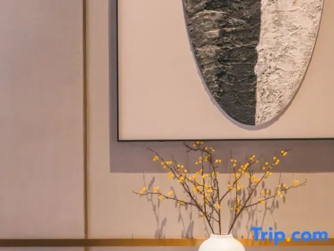 Ying Hotel