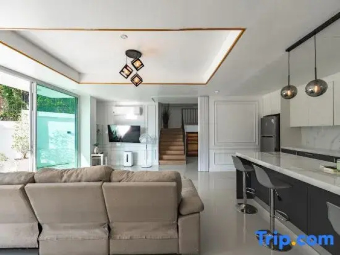 *Luxury Seaview Villa• Rooftop & Private Pool•V163