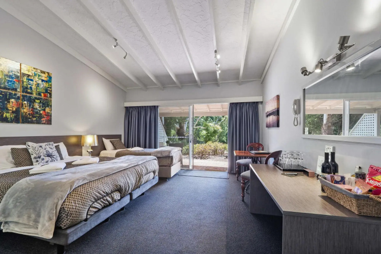 Forest Lodge Resort