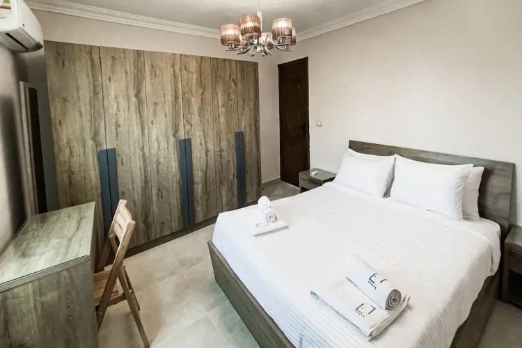 Xuru Stays I Elegant & Modern 3 BDR Apt. @ Heliopolis
