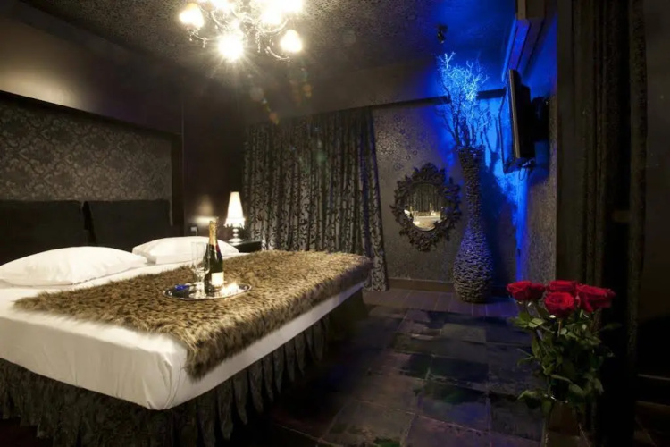 Crystal Blue Hotel + Suites