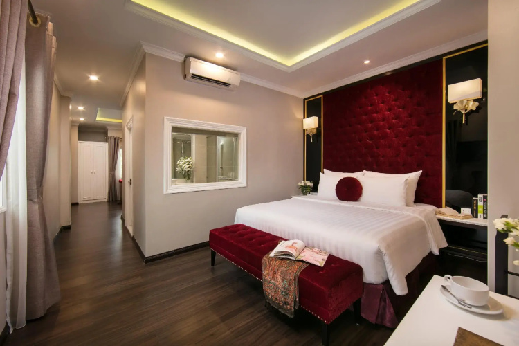 Flora Centre Hotel & Spa