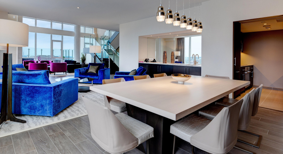 Hotel X Toronto by LHC photo 23