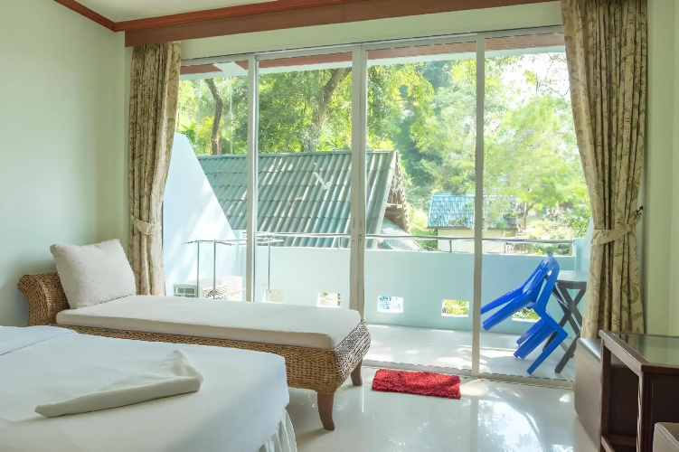 Mam Kai Bae Beach Resort