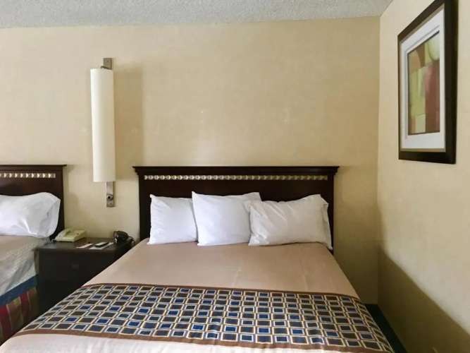 River's Edge Lodge