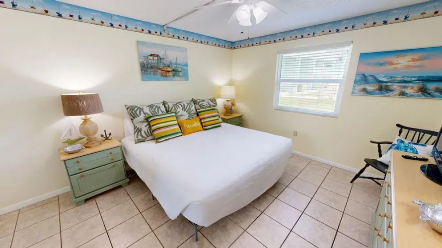 Venus 116 2 Bedroom Condo by RedAwning
