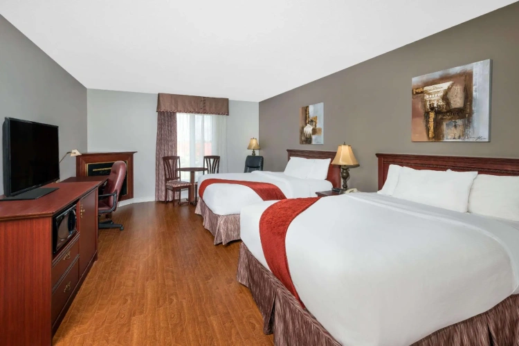 Standard Quadruple room