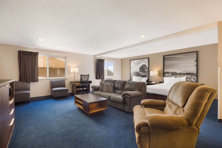 Quadruple Suite