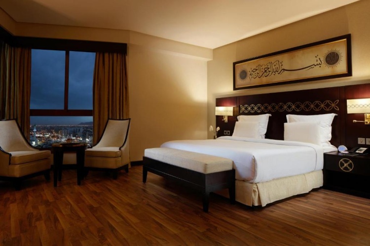 Superior Double room with city view