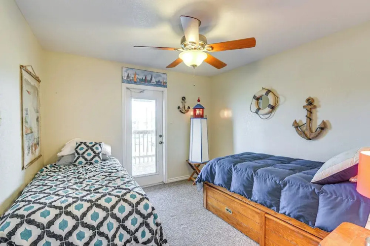 Intracoastal Views & Deck: Surfside Beach Home